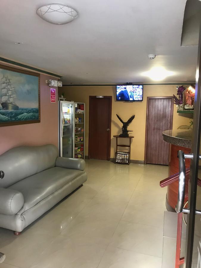 Hostal Bicentenario Guayaquil Exterior photo