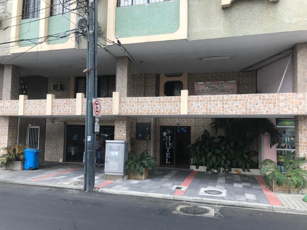 Hostal Bicentenario Guayaquil Exterior photo